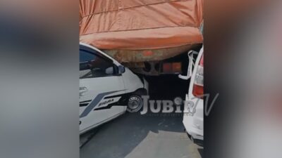 Kecelakaan Beruntun di Jalan Raya Sukabumi-Cibadak: Truk Tronton Gagal Rem, Empat Kendaraan Terlibat