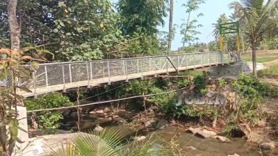 Jembatan Gantung Rewod Resmi Beroprasi, Camat: Akan Menunjang Pertanian Ciracap Sukabumi