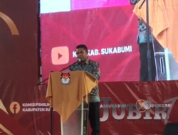 Pesan Ketua KPU Kab. Sukabumi pada PPS yang Dilantik, “Jangan Cuman Numpang Nama!