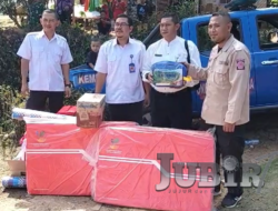 Dinsos Kabupaten Sukabumi Berikan Bantuan, Pasca Kebakaran Yang Hanguskan Sebuah Rumah di Simpenan