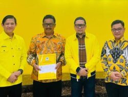 Penuh Syukur, Asep Japar Resmi Dapat SK Maju Pilbup Sukabumi 2024 dari Golkar