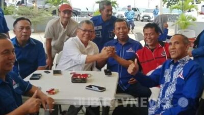 Iyos-Zainul Hadiri HUT Partai Demokrat ke-23 di Teras Muara Citepus. Koalisi Harapan Baru Akan Totalitas Menangkan Pilkada Kabupaten Sukabumi 2024