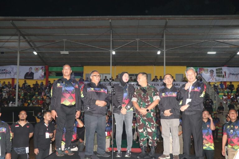 Bersama Disbudpora, Bupati Sukabumi Resmi Membuka Porkab 2024