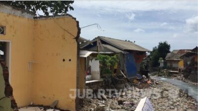 Rumah Direnovasi 3 Tahun Rusak Akibat Luapan Sungai Ci Palabuhan, Dewan Rika Tinjau Lokasi Bencana