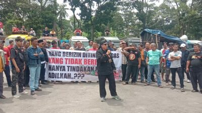 Demo Sopir Elf Pajampangan Tuntut Taksi Gelap Ditindak Tegas, Begini Respons Dishub Sukabumi