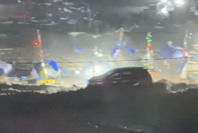 Banjir Rendam Dermaga Satu PPN Palabuhanratu, Satu Kendaraan Terseret Arus