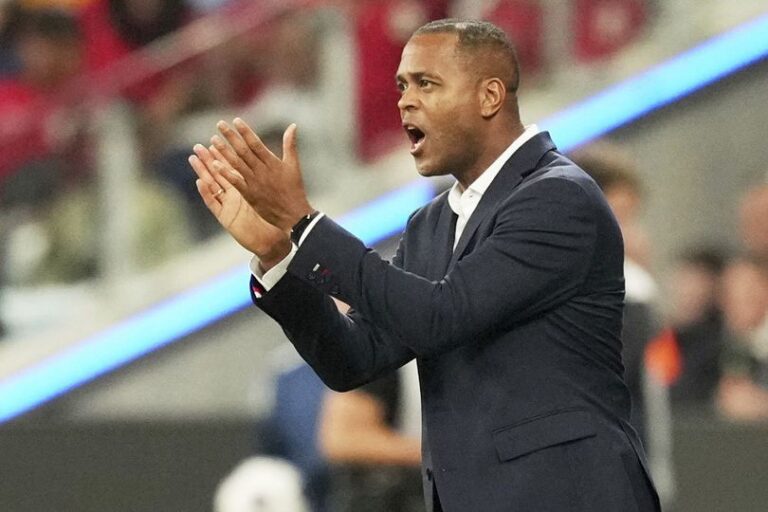 Tagar Patrick Kluivert Out Trending Topic usai Timnas Indonesia Dihajar Australia