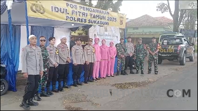 Sinergitas TNI-Polri, Polsek dan Koramil Jampangkulon Bagikan Takjil Gratis