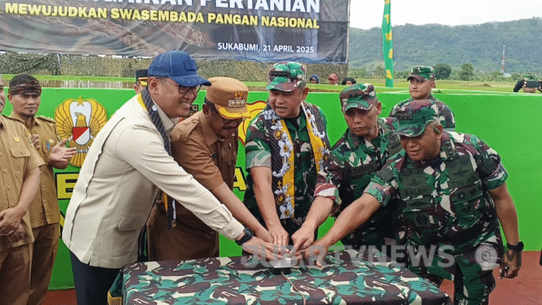 Dukung Swasembada Pangan Nasional, Kasad Resmikan Sistem Pengairan Pertanian di Sukabumi