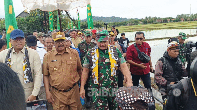 Kasad Beri Tanggapan Terkait Isu Kerja Sama TNI dengan Pemprov Jabar