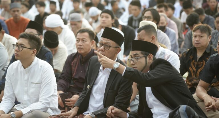 Wali Kota Sukabumi Ajak Warga Jadikan Idulfitri 1446 H Momen Membangun Kota yang Bercahaya