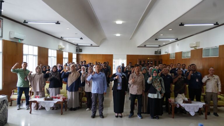 Perkuat Kompetensi Pendata, DPPKB Sukabumi Gelar Workshop Pemutakhiran Pendataan Keluarga 2025