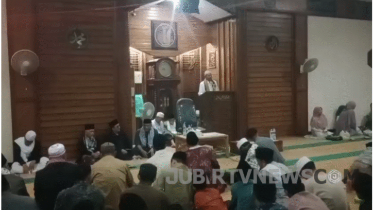 Tabligh Akbar 1 Muharram 1447 H, Warga Jampangkulon Padati Masjid Besar Sambut Ustadz Yusuf Mansur