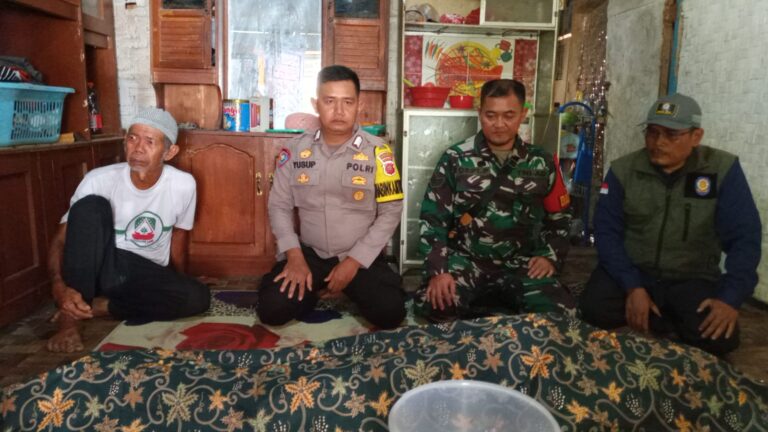 Warga Ciracap Sukabumi Meninggal Tersengat Listrik Saat Menggurinda Cangkul