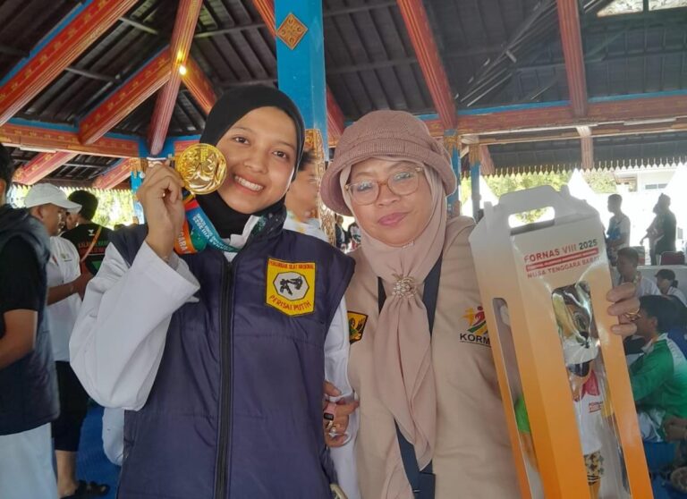 Zahra Alesha Monica Asal Sukabumi Sumbang Emas untuk PSNPP Jabar di FORNAS VIII NTB