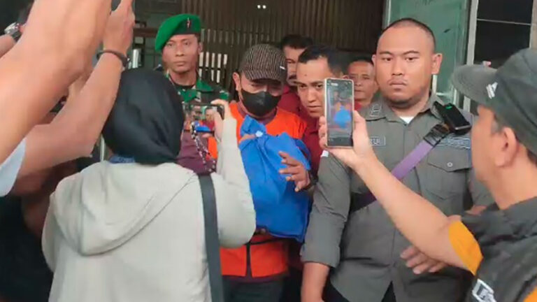 Tersangka Keempat Kasus Korupsi DLH Sukabumi Bantah Kabur, Kuasa Hukum Ungkap Dugaan Rekayasa