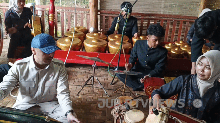 Siti Nur Aila, Pesona Lenggak-Lenggok Gendang Ciracap Sukabumi yang Memikat Wakil Menteri