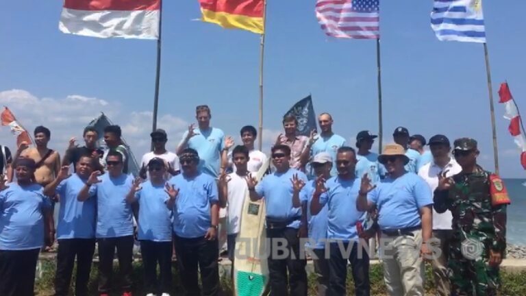 Vidoe: Bupati Sukabumi Buka Boardriders Open Pro Surf Competition 2025 di Cimaja: Kelas Dunia!