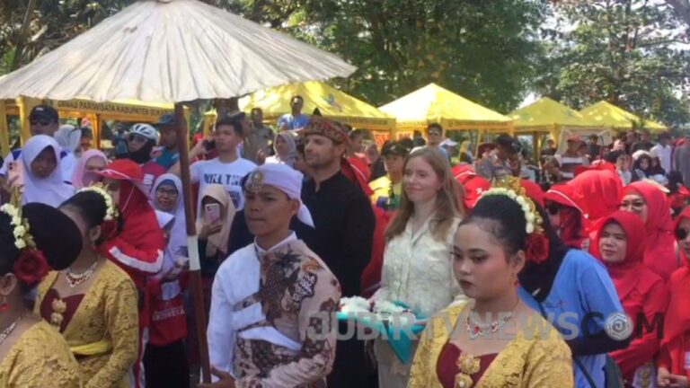 Video: Dispar Kabupaten Sukabumi: Boardriders Open Pro Surf Competition 2025 Jadi Magnet Wisata Dunia!