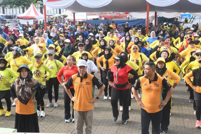 Semarak HJKS ke-155: Ribuan Warga Tumpah Ruah di CFD, Senam Gurilaps, dan Jalan Santai