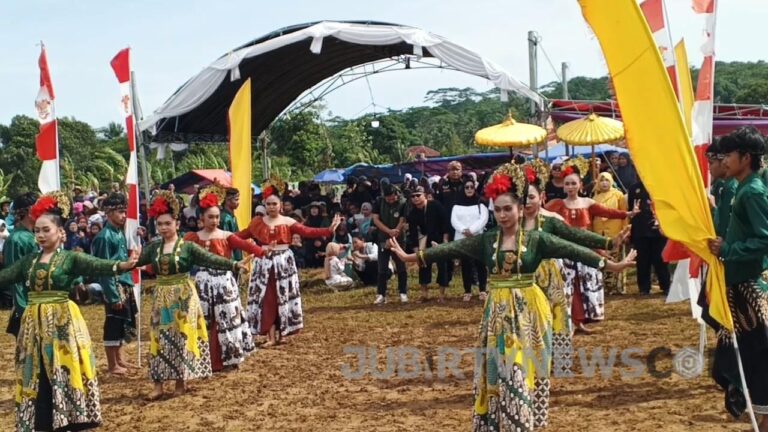 Video: Syukuran Hasil Bumi di Desa Pasir Panjang Sukabumi, Jadi Momentum Kebersamaan Warga