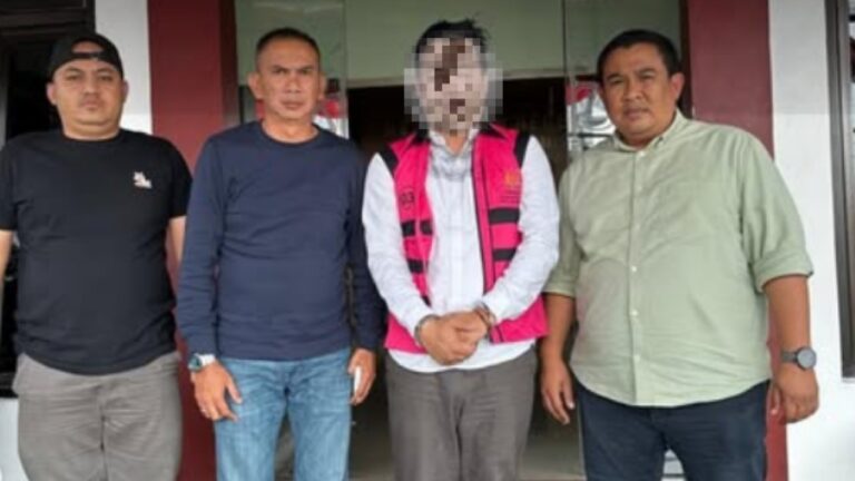 Kejari Kota Sukabumi Tangkap Buronan Kasus Korupsi Kredit Bank BRI Rp1,77 Miliar