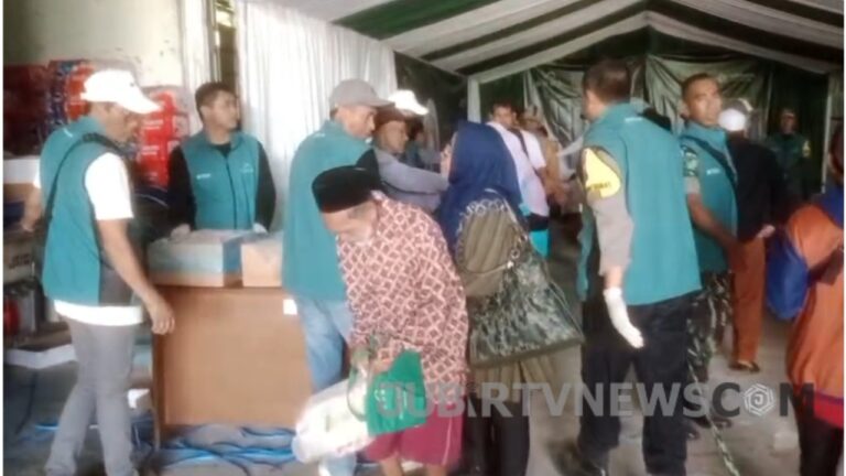 Video: Yayasan Server Indonesia Salurkan 1.500 Paket Daging Kurban untuk Warga Jampangkulon Sukabumi