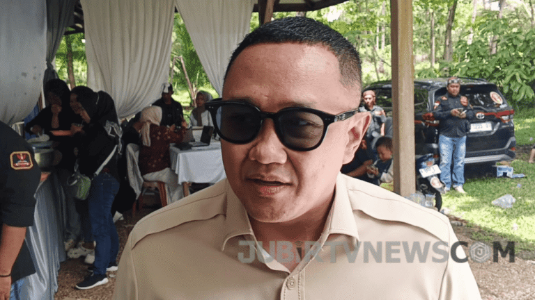Putra Daerah Jampang, Yudha Sukmagara Hadiri Milad ke-12 YFSBBP di Pantai Minajaya