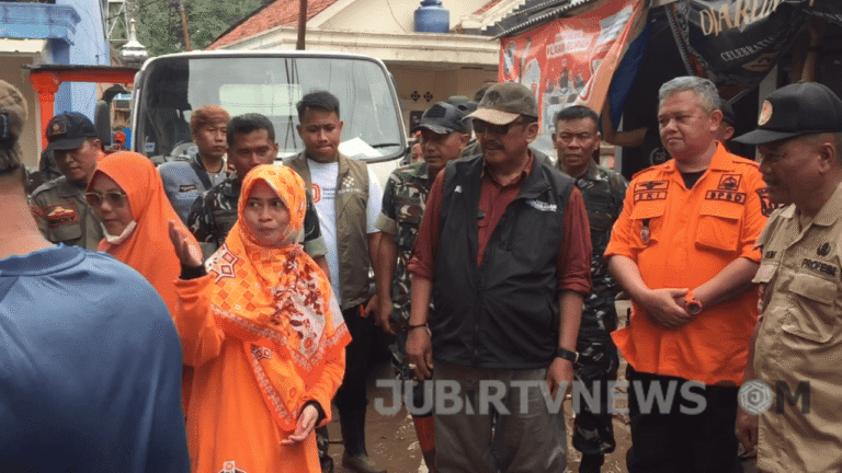 Video: Dewan Leni Tinjau Lokasi Banjir Cisolok Sukabumi, Prihatin Ribuan Warga Terdampak