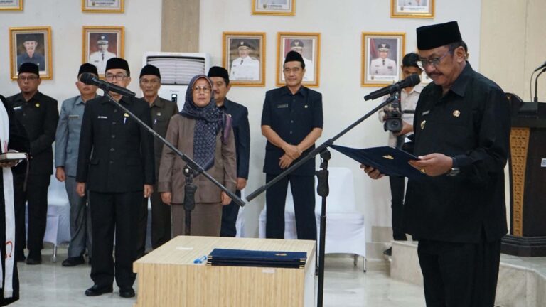 Dilantik Bupati, Ini Dua Sosok Pimpinan Baru DPMD Sukabumi