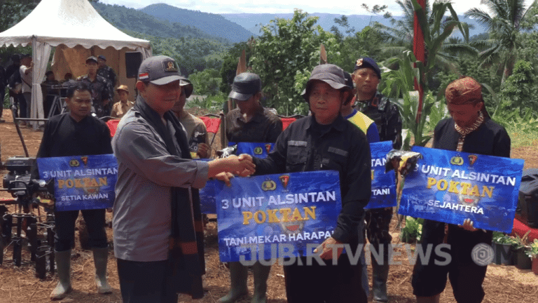 Video: Iman Adi Nugraha Hadiri Aksi Sosial HUT ke-80 Brimob Polri di Palabuhanratu