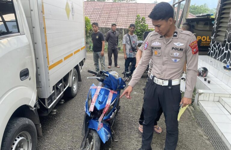 Tabrakan Maut Motor Vs Mobil Boks di Kabandungan Sukabumi, 1 Orang Tewas