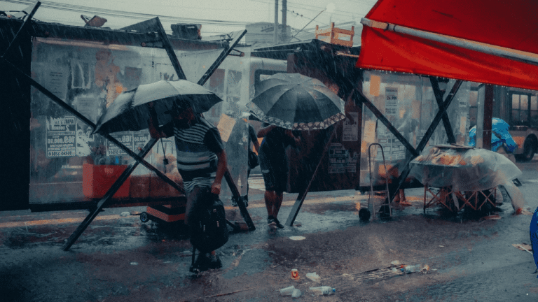 Nataru di Puncak Musim Hujan, BMKG Imbau Masyarakat Tingkatkan Kewaspadaan