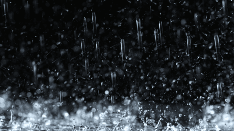 Hujan Berpotensi Terjadi Sejak Pagi hingga Dini Hari, Prakiraan Cuaca Jabar 26 Desember 2025