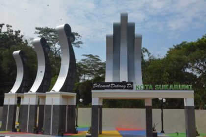 Penampakan Tugu Batas Kota Sukabumi di Jalur Lingkar Selatan yang telan biaya Rp1,9 Miliar. | Foto: Diskominfo Kota Sukabumi