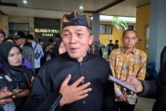 Kadisdik Kabupaten Sukabumi Deden Sumpena soal ijazah. | Foto: Ans