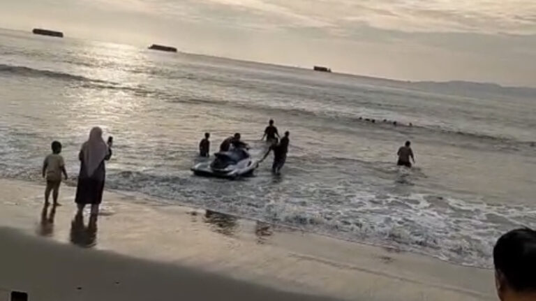 Tragedi Jetski di Pantai Buffalo Palabuhanratu: WNA Asal Arab Tewas, Satu Wisatawan Kritis