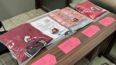 Barang bukti yang disita polisi dalam kasus korupsi BLT eks Kades Karangtengah Cibadak Sukabumi. | Foto: Dok. Polres Sukabumi