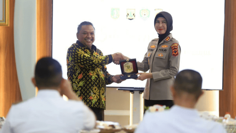 Ketua DPRD Kabupaten Sukabumi Hadiri Pisah Sambut Kapolresta, Tegaskan Dukungan Sinergi Forkopimda