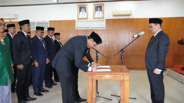 Optimalkan Pelayanan Pertanahan, 21 Camat di Sukabumi Terima Tugas sebagai PPATS