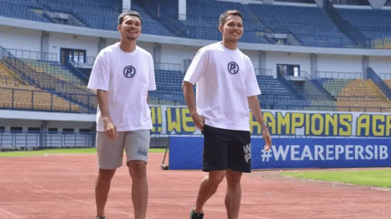 Minim Menit Bermain, Persib Pinjamkan Hehanussa Bersaudara ke Persik Kediri hingga Akhir Musim