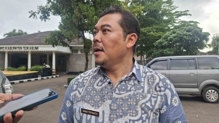 Kabid Perlindungan dan Jaminan Sosial Dinsos Kabupaten Sukabumi Iwan Triyanto. | Foto: Ans