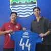 Bek anyar Persib Bandung Dion Markx akan mengenakan nomor punggung 44. | Foto: Persib.co.id