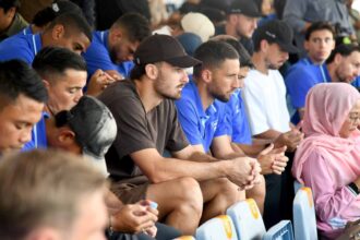 Para penggawa Persib Bandung saat mengikuti doa bersama jelang Ramadan di GBLA. | Foto: Humas Jabar