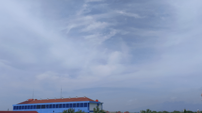 Sejumlah Wilayah Berpotensi Diguyur Hujan Lebat, Prakiraan Cuaca Jabar 3 Februari 2026