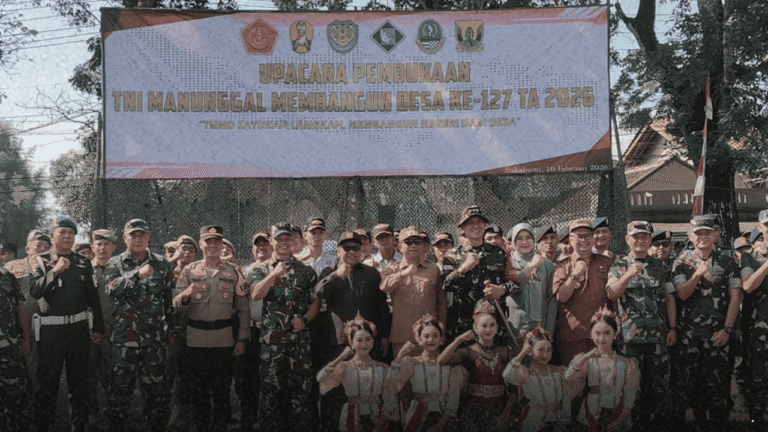 Hadiri Pembukaan TMMD ke-127, Ketua DPRD Sukabumi Tegaskan Komitmen Dukung Pemerataan Pembangunan Desa