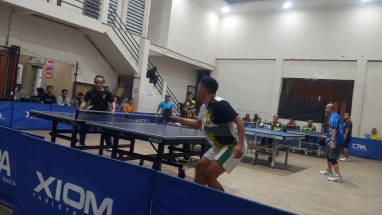 Pertandingan tenis meja Bupati Cup 2026 di GOR Yaspin, Desa Cibatu, Kecamatan Cisaat, Kabupaten Sukabumi. | Foto: Ans