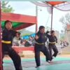 Momen pesilat Jampangkulon tampil di Kejuaraan Pencak Silat se-Kabupaten Sukabumi yang digelar di GOR Cimenteng, Kecamatan Cikembar, Senin (2/2/2026). | Foto: Ist