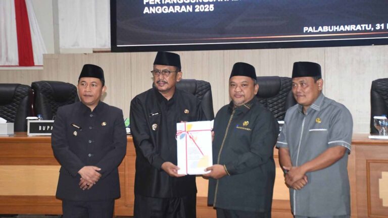 Paripurna LKPJ 2025, Bupati Sukabumi Paparkan Capaian Indikator Makro Pembangunan