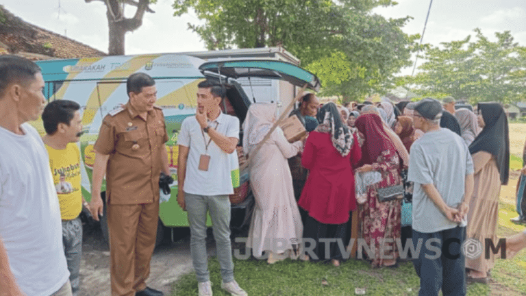 Bazar Ramadan di Surade Diserbu Warga, Sembako Murah Jadi Buruan